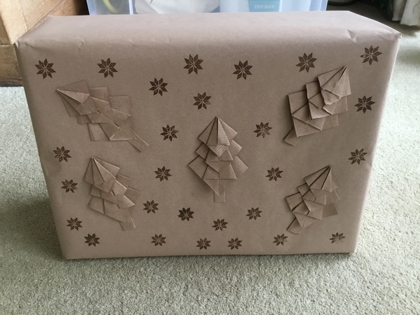 Can we have a Christmas wrapping thread?!