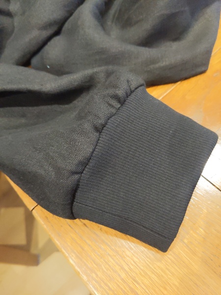 Any sewing aficionados? I need a stitch and bitch...