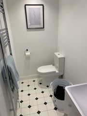 Bathroom brands and retailers - what's your experience?