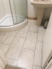 How would you zazz up this shower room for £500