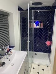 Bathroom brands and retailers - what's your experience?