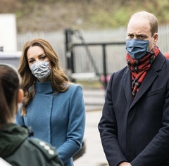 Royal style - how we love Kate in a red coat