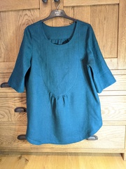 Any sewing aficionados? I need a stitch and bitch...