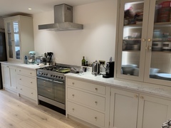 I know this gets asked a million times about kitchens, but....
