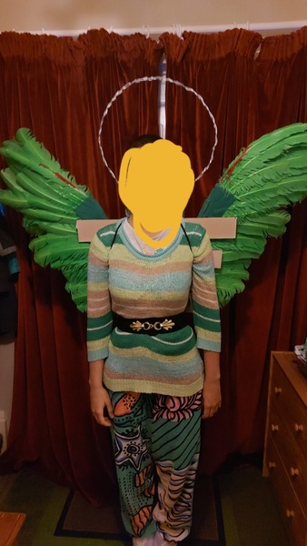 Glueing feathers and fabric and pipe insulation?