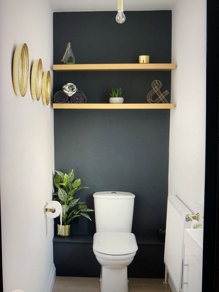 How would you zazz up this shower room for £500