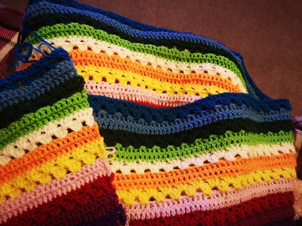 How easy is it to learn crochet?