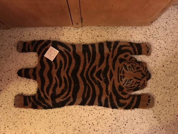 Show me your doormats!