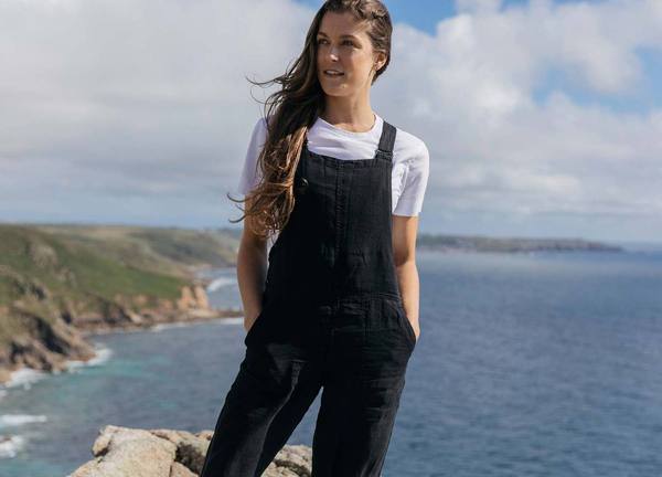 Fashion Anonymous Club - fishmonger alert