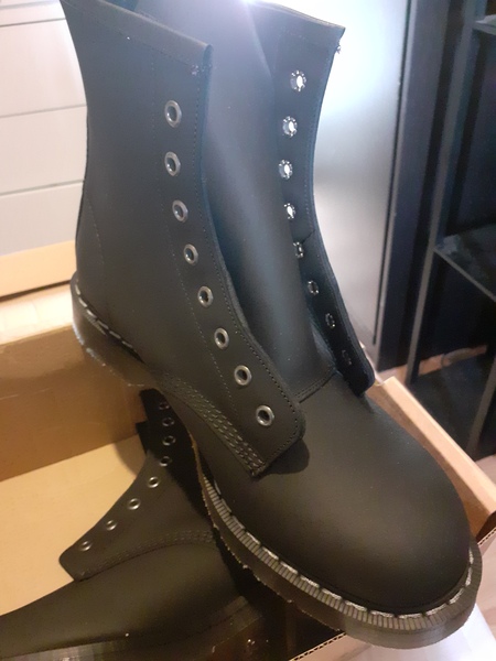 Disillusioned with Dr Martens. Alternatives?