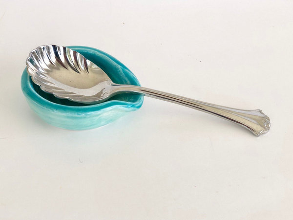 Anyone know where in the UK I can get a teaspoon rest?