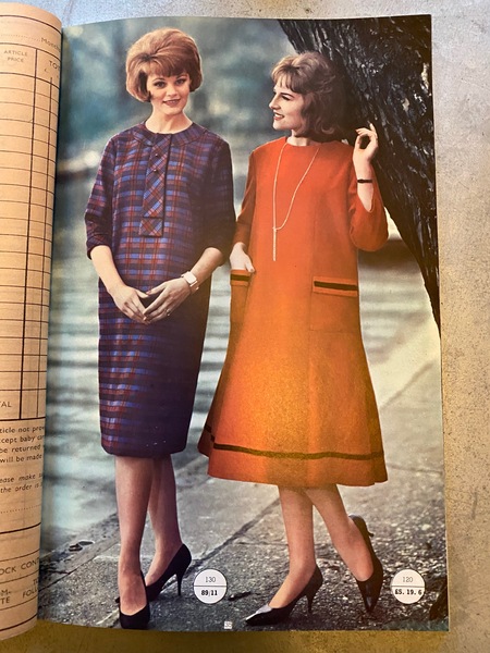 Mother and baby advice from 1960 - ask away!