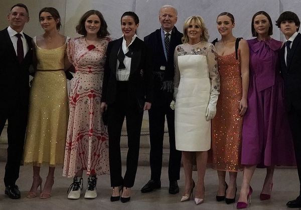 Les Parisiennes des Mamansnet: "You gotta have style. It helps you get down the stairs." - Diana Vreeland