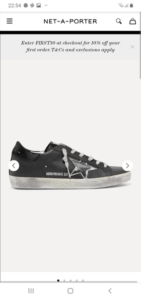 How to wear white trainers