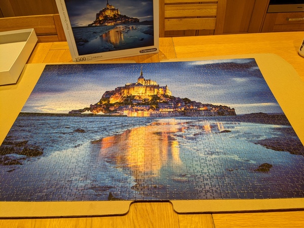 Anyone fancy a new jigsaw thread?