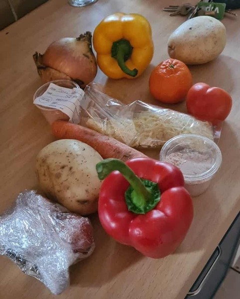 A loaf and a block of cheese is not lunch for ten days THREAD 2