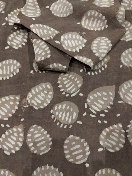 Any sewing aficionados? I need a stitch and bitch...