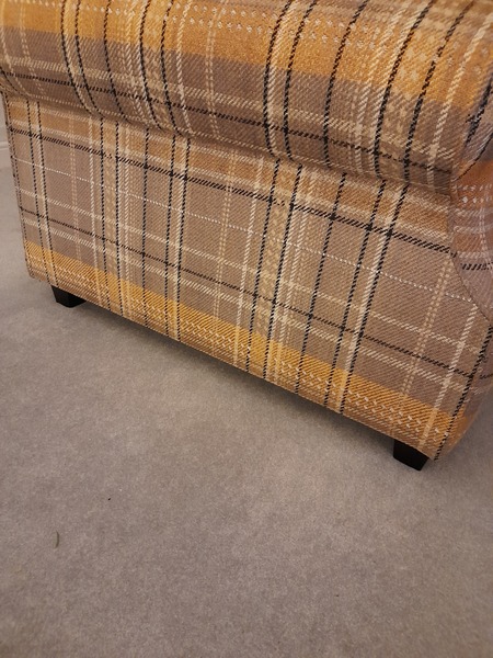 What style and colour for this? Pic included.