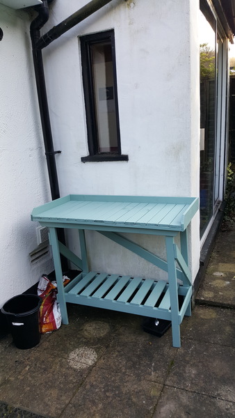 Potting bench