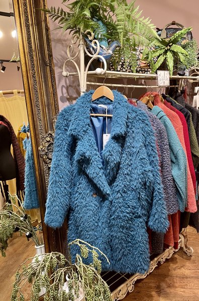 Please help me find this coat
