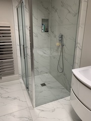 Bathroom Layout - Help! (with diagram)