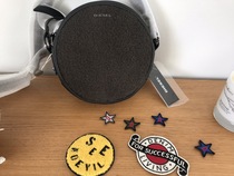 Anyone fancy a Christmas present swap thread?