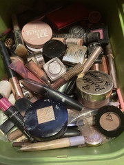 Beauty Hoarders anonymous - take pride in  your stride!!!