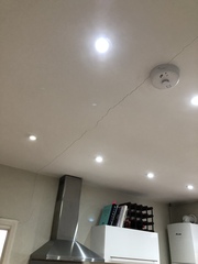Cracks to ceiling