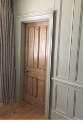 Stripped wood or painted archetraves and skirting boards? What's Mumsnet's view on this?