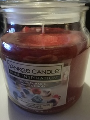 Anyone fancy a Christmas present swap thread?