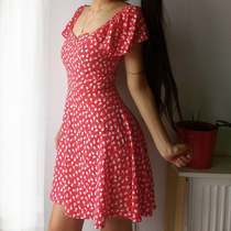 Any sewing aficionados? I need a stitch and bitch...