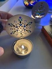 What is this sort of tea light holder called?