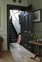 Stripped wood or painted archetraves and skirting boards? What's Mumsnet's view on this?