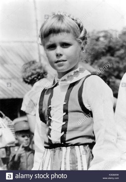 Guess the celebrity