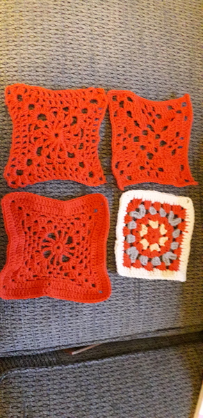 Woolly Hugs. A Blanket for the very lovely UtterlyEthereal. Crafters and donors, we need your help.