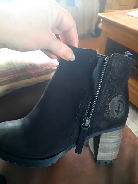 Anyone who likes ankle boots...