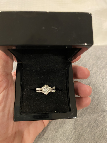 If you have a classic solitaire engagement ring?