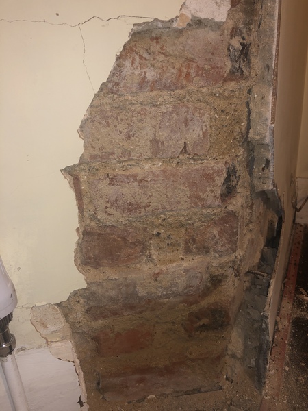 Damp - help I’ve had 5 different tradespeople tell me 5 different things