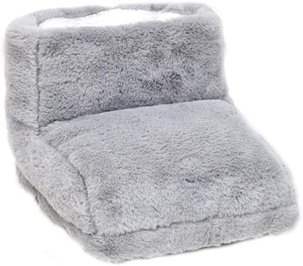 DH wants to buy me Uggs. Are they still ‘a thing’? Other suggestions welcomed.