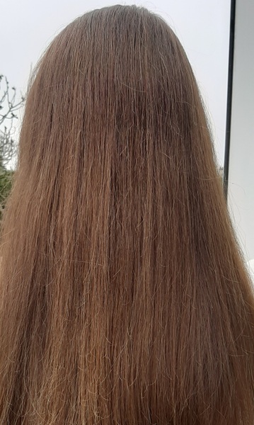 Any ideas to which hair dye would give this colour?