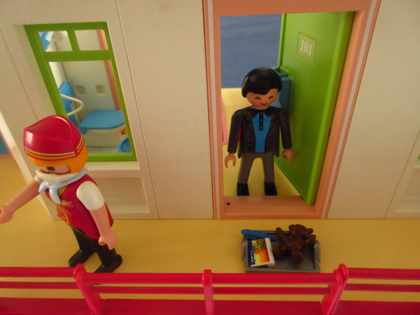 Playmobil pandemic in our house part 3