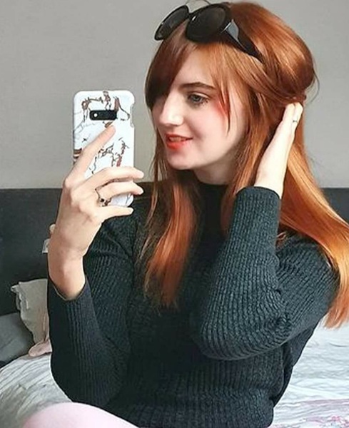 Any ideas to which hair dye would give this colour?