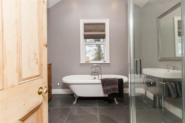 What colour should I paint my bathroom?
