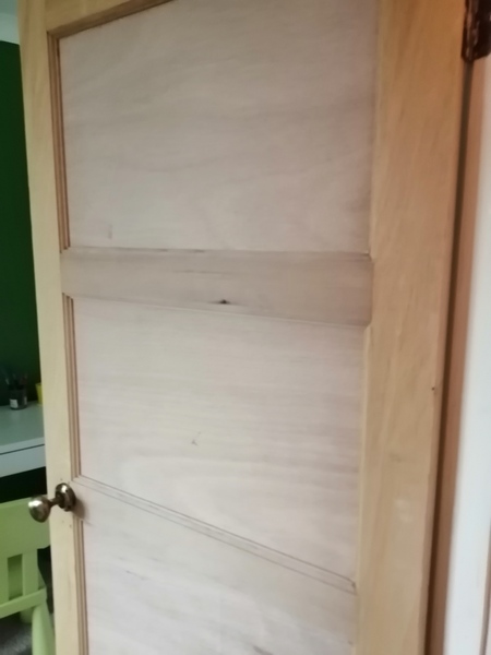 Oiling/waxing internal doors