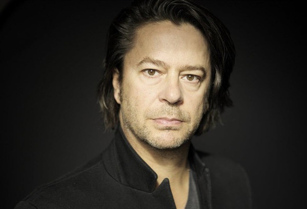To think that Mathias from Call my Agent is hot, hot, hot!