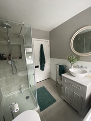 What colour should I paint my bathroom?