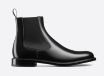 To ask for recommendation for comfortable work shoes
