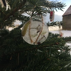 Trapped toddler parents of the fabled Winter 2020/2021. Puddle suits at the ready..hello Christmas!