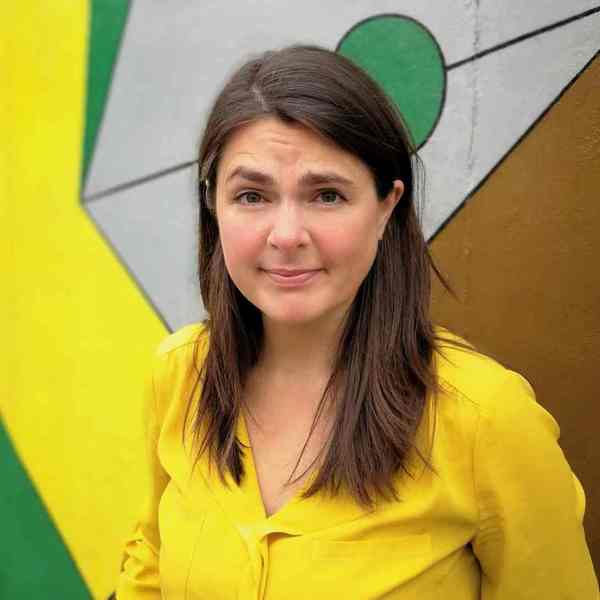 Guest post: "The truth about the motherhood penalty and how to fix it"