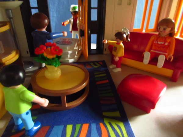 Playmobil pandemic in our house part 4